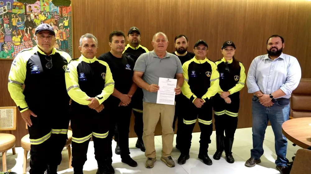 Prefeito Professor Jacob sanciona Plano de Carreira e Progressão Funcional dos agentes de trânsito de Patos